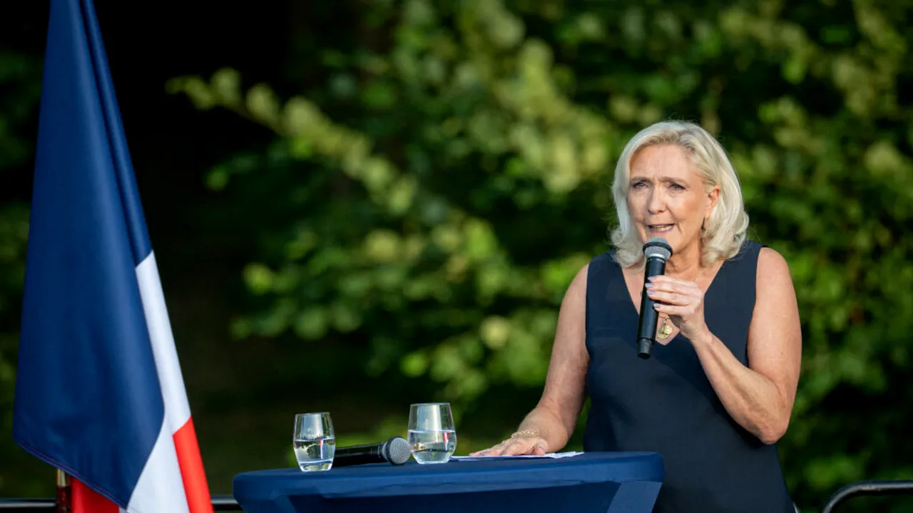 Planul Marine Le Pen de suspendare a ajutorului pentru Ucraina și reacția lui Volodimir Zelenski