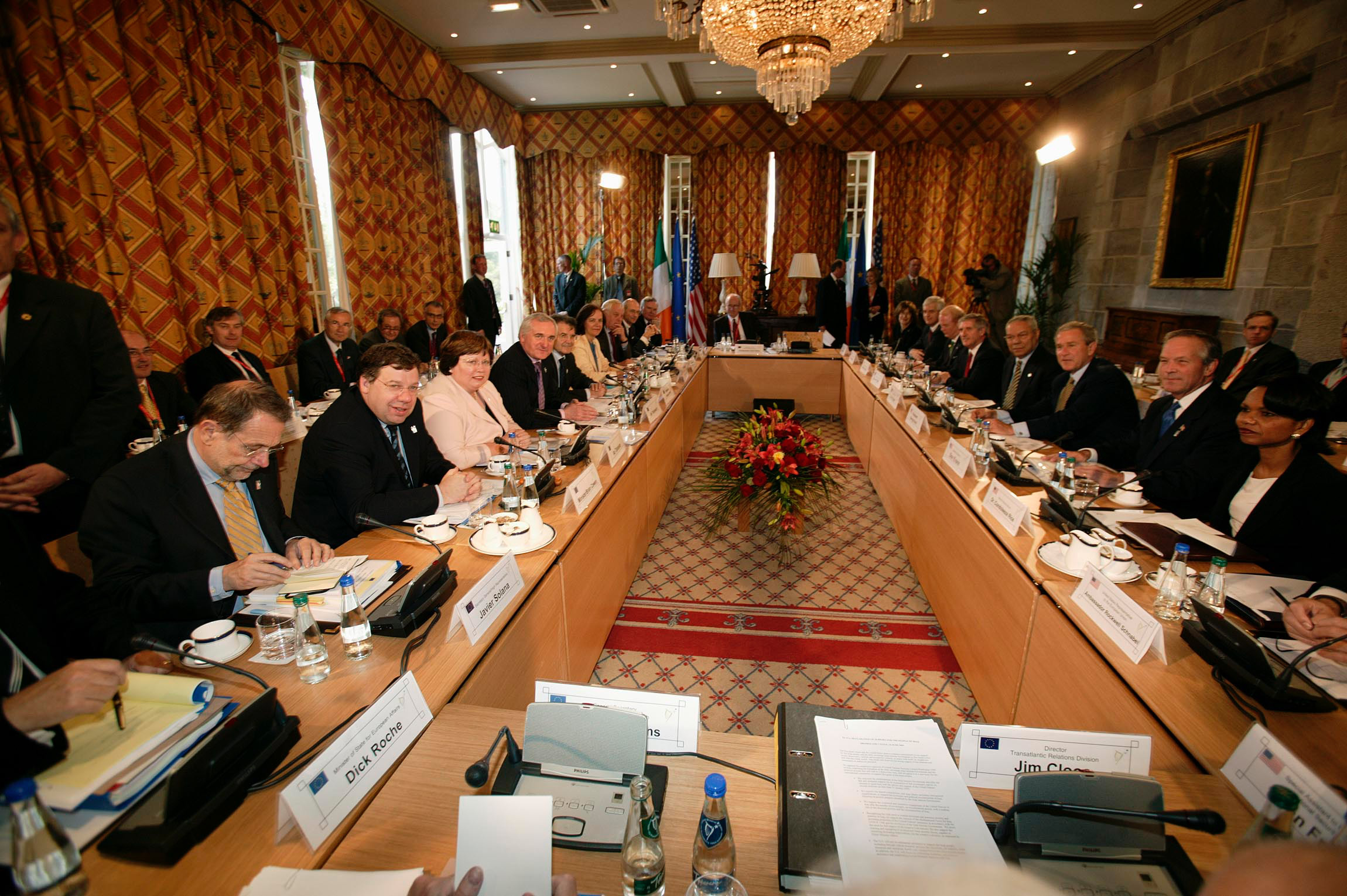Summitul UE de la Bruxelles: Liderii europeni îl susțin pe Zelenski în contextul tensiunilor cu administrația Trump