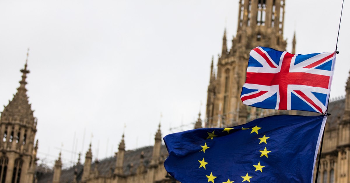 Marea Britanie și UE: Negocieri pentru integrarea industriei auto britanice în programul „Made in Europe”