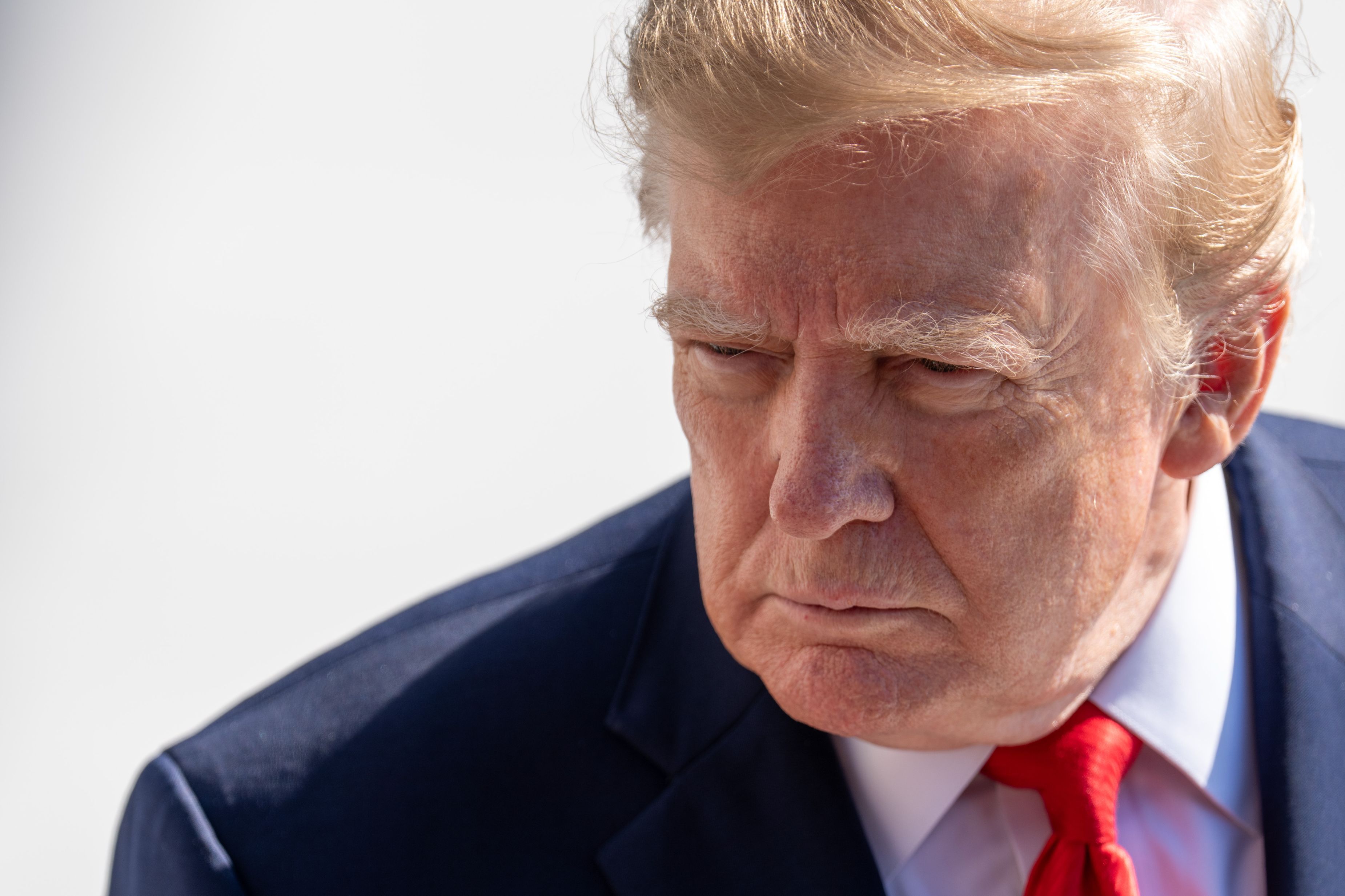 Decizia lui Trump de a suspenda sancțiunile împotriva Rusiei afectează relația Washington-Kiev