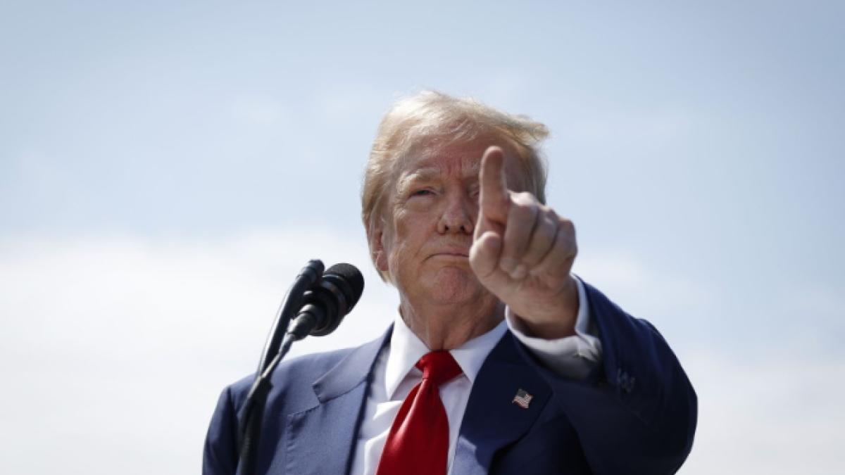 Donald Trump suspendă sancțiunile împotriva Rusiei prin decret prezidențial