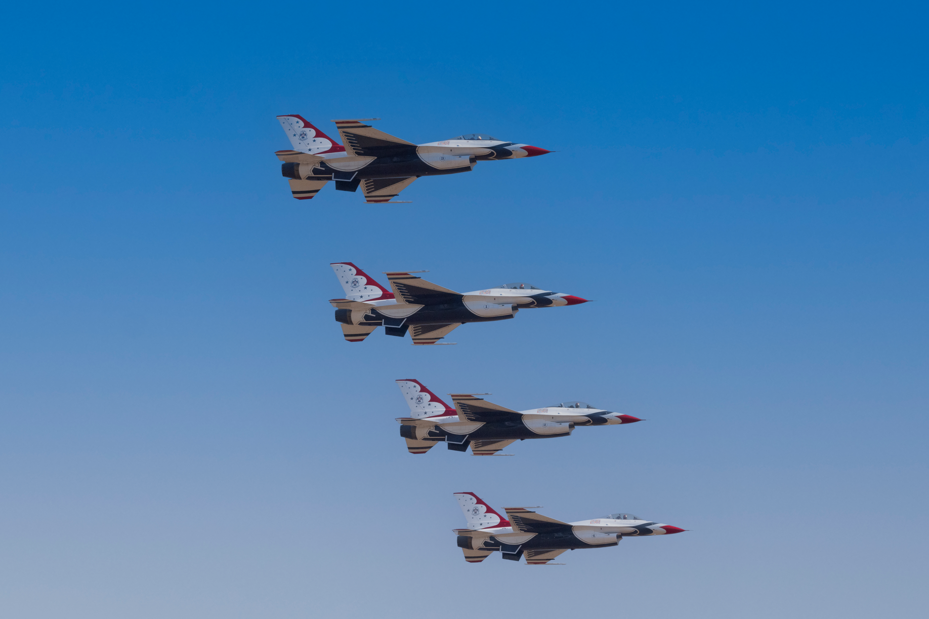 Egiptul oferă sprijin militar Arabiei Saudite în urma atacurilor rebelilor houthi asupra infrastructurii regatului
