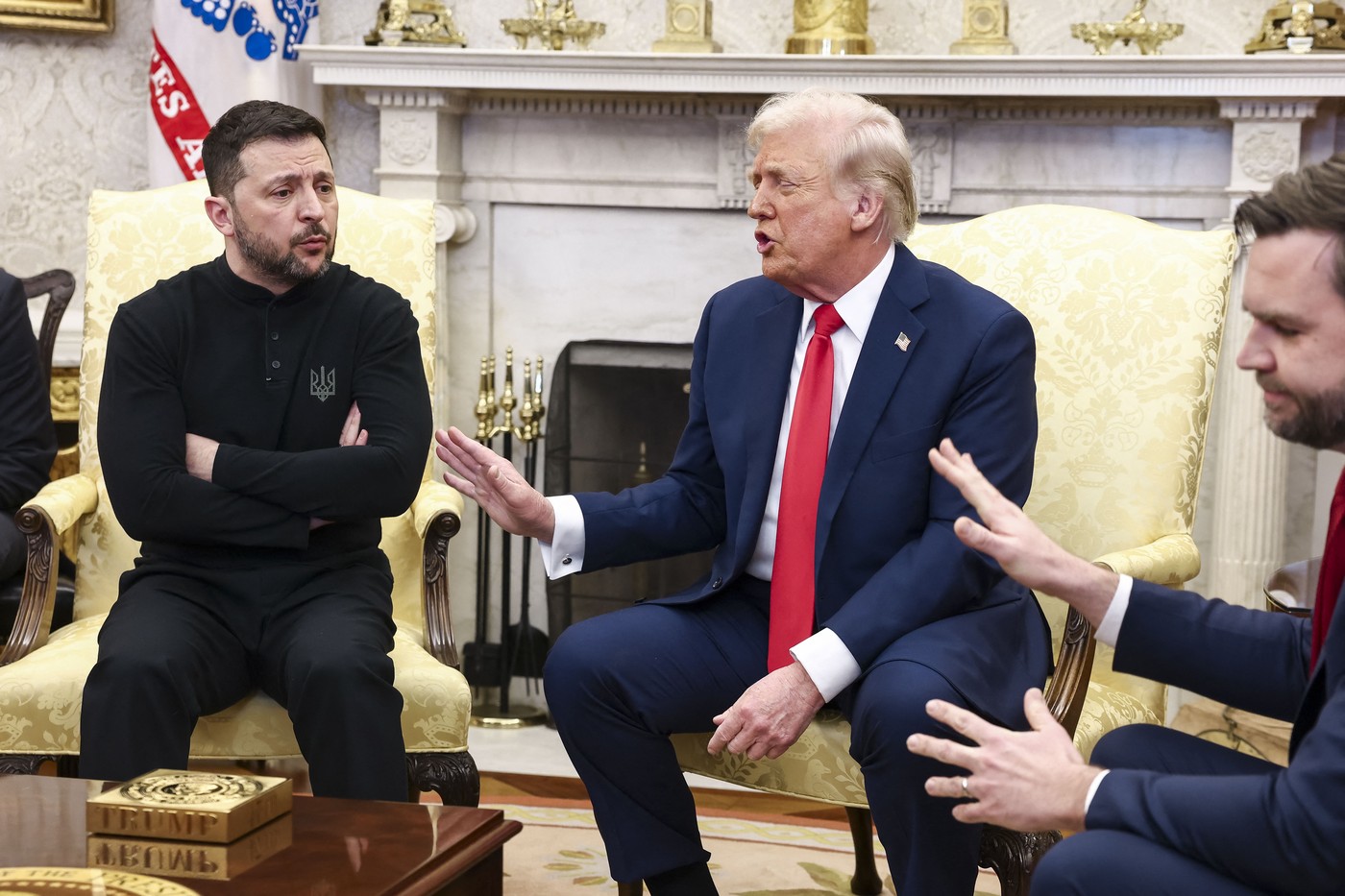 Donald Trump îl critică pe Volodimir Zelenski pentru atacurile asupra rafinăriilor rusești