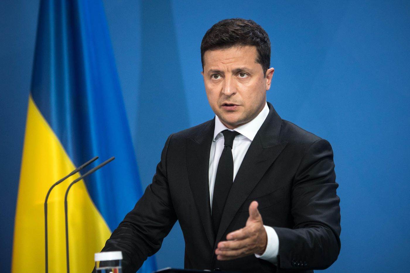 Zelenski acuză administrația americană că ia măsuri care ar putea forța Ucraina la capitulare