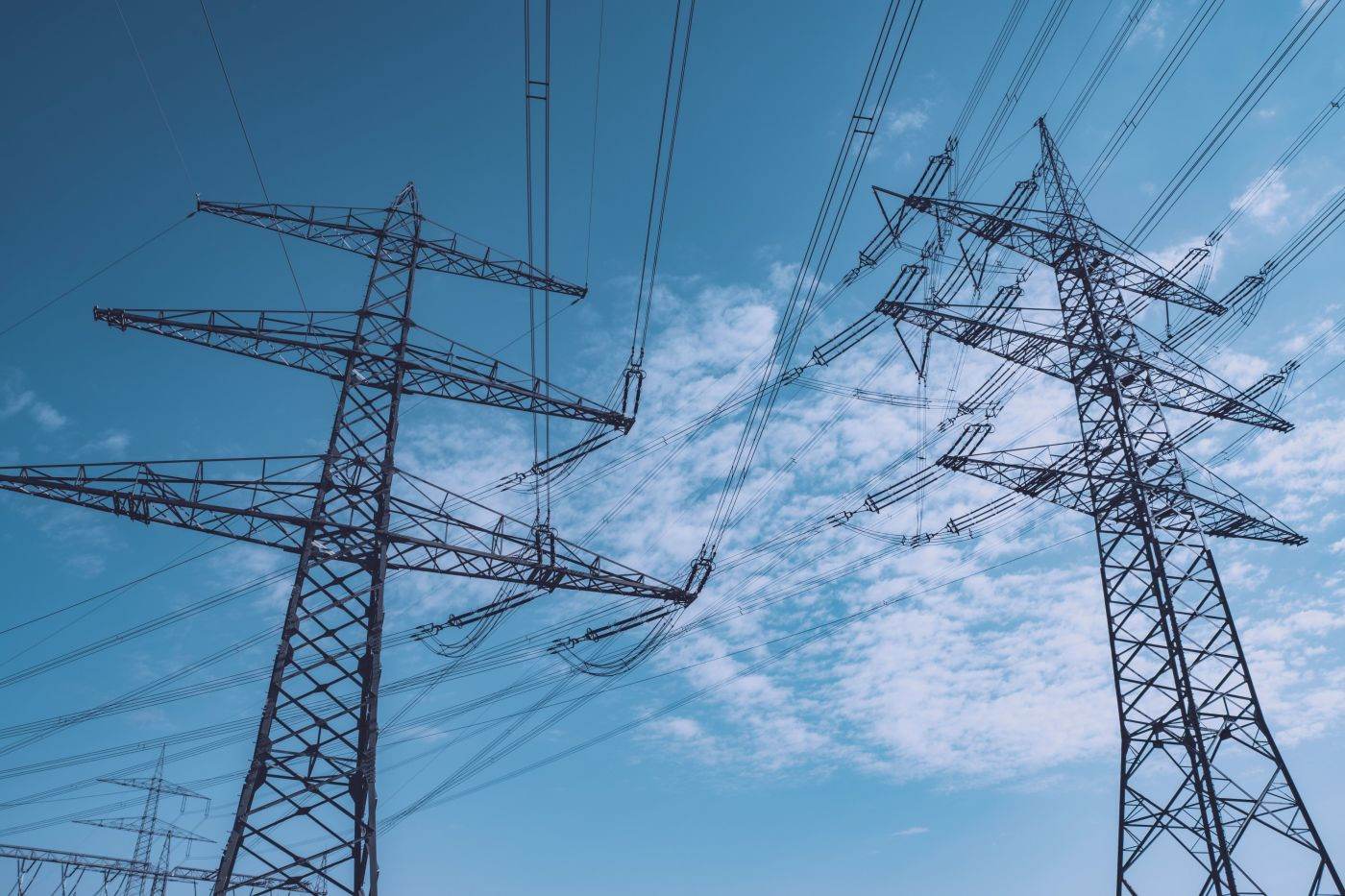 Avertisment din Qatar: Instabilitatea energetică globală ar putea intensifica impactul conflictului cu Iranul