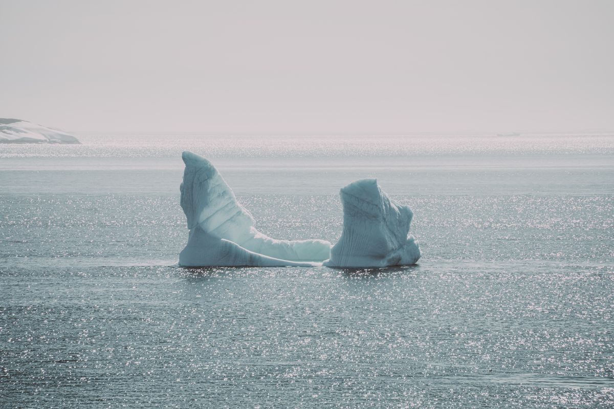 Parlamentul Groenlandei examinează extinderea prezenței militare americane în Arctica