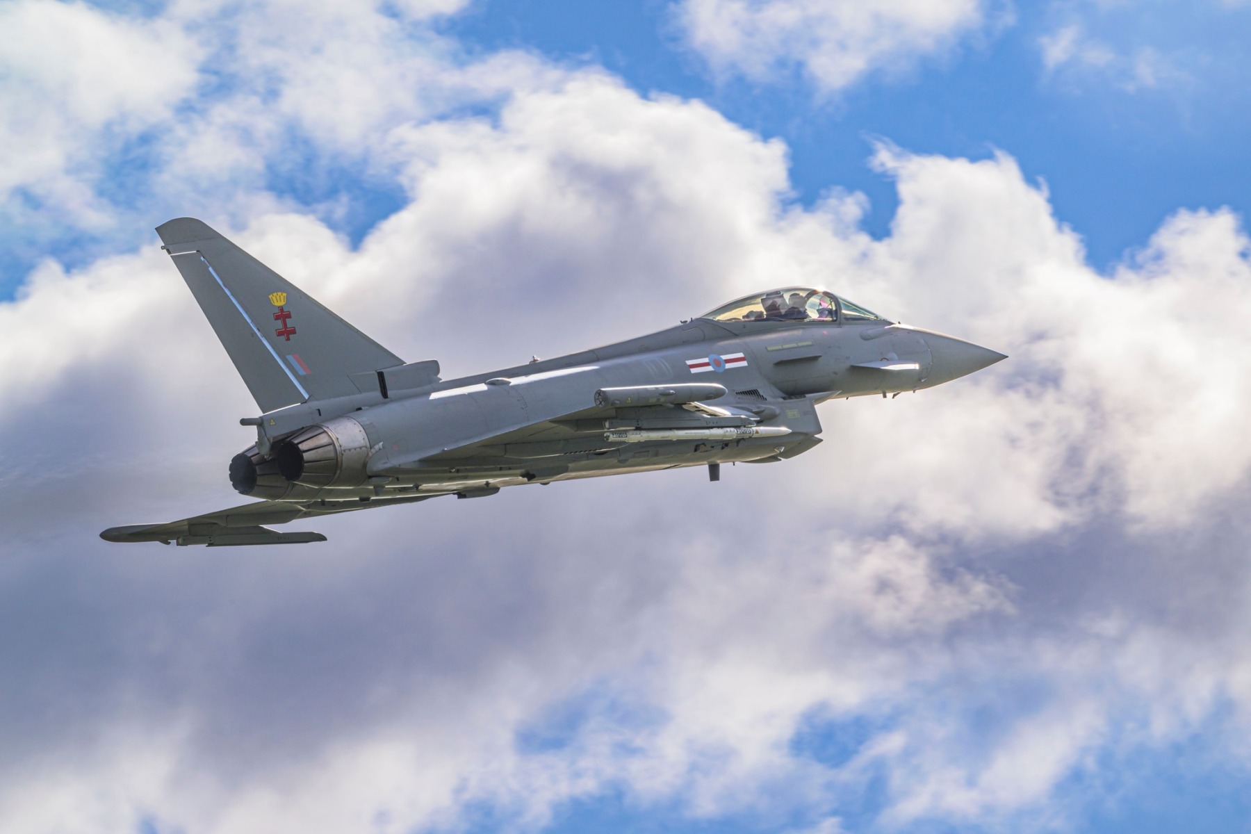 Marea Britanie intensifică prezența militară în Arabia Saudită cu avioane de luptă Typhoon