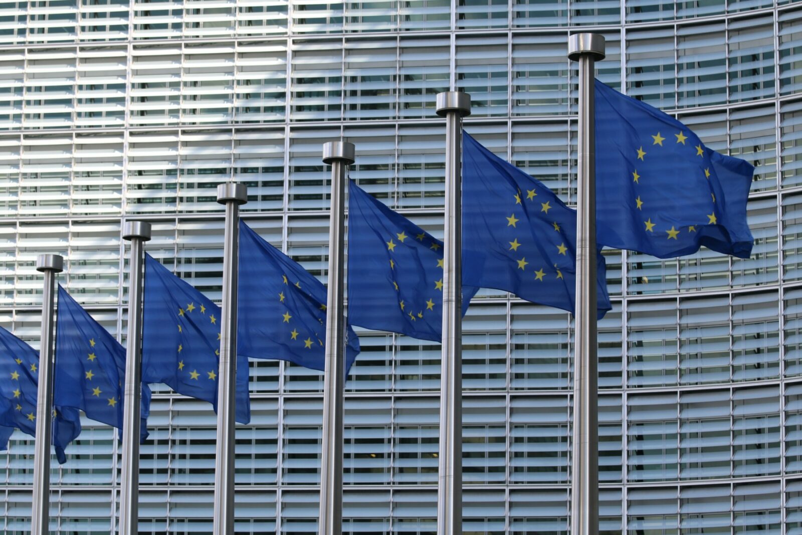 Uniunea Europeană solicită Marii Britanii și Canadei majorarea sprijinului financiar pentru Ucraina