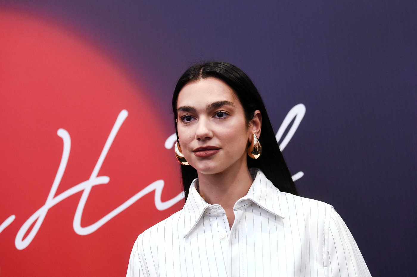 Reacția vedetelor Dua Lipa și Rita Ora în urma condamnării lui Hashim Thaci de către Tribunalul de la Haga