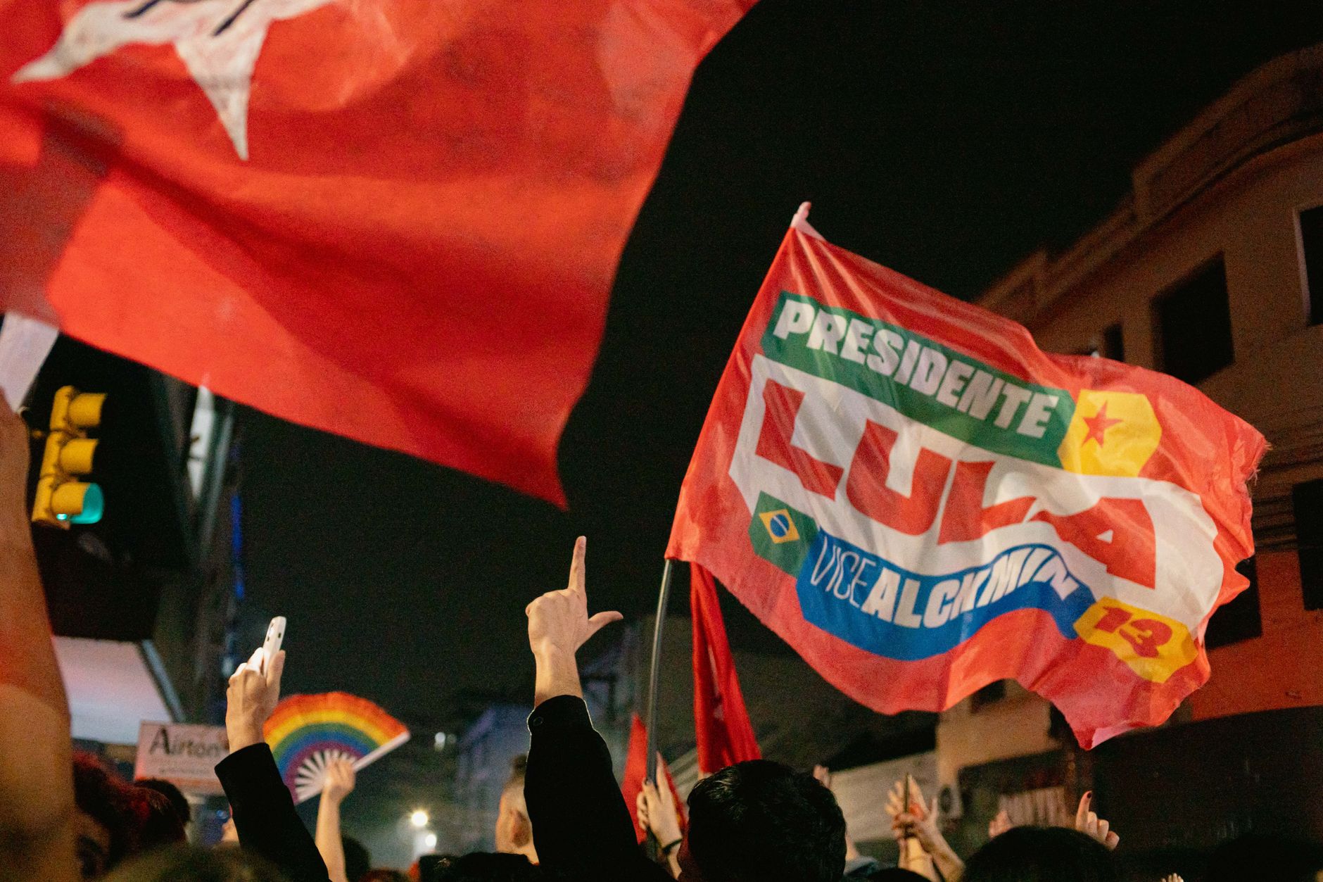 Impactul violențelor din Franța asupra competiției electorale pentru anul 2027