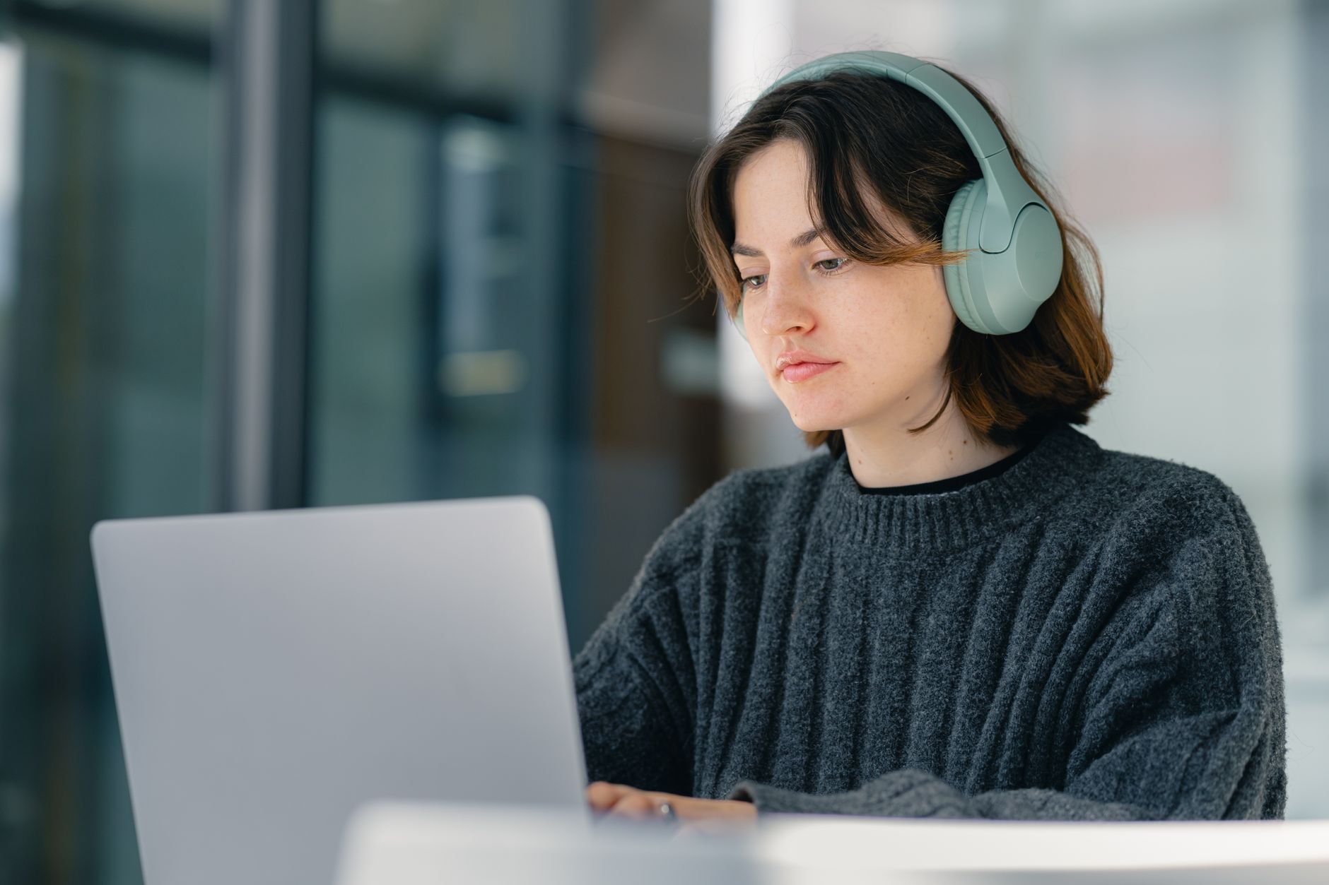 Operațiunea Fly Trap: Destructurarea unei rețele internaționale de distribuție a conținutului pedopornografic pe Telegram