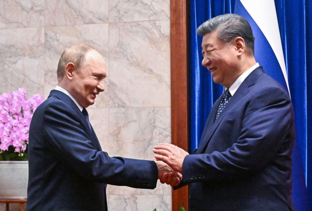 Rusia și China condamnă împreună ingerințele externe care afectează stabilitatea în Eurasia