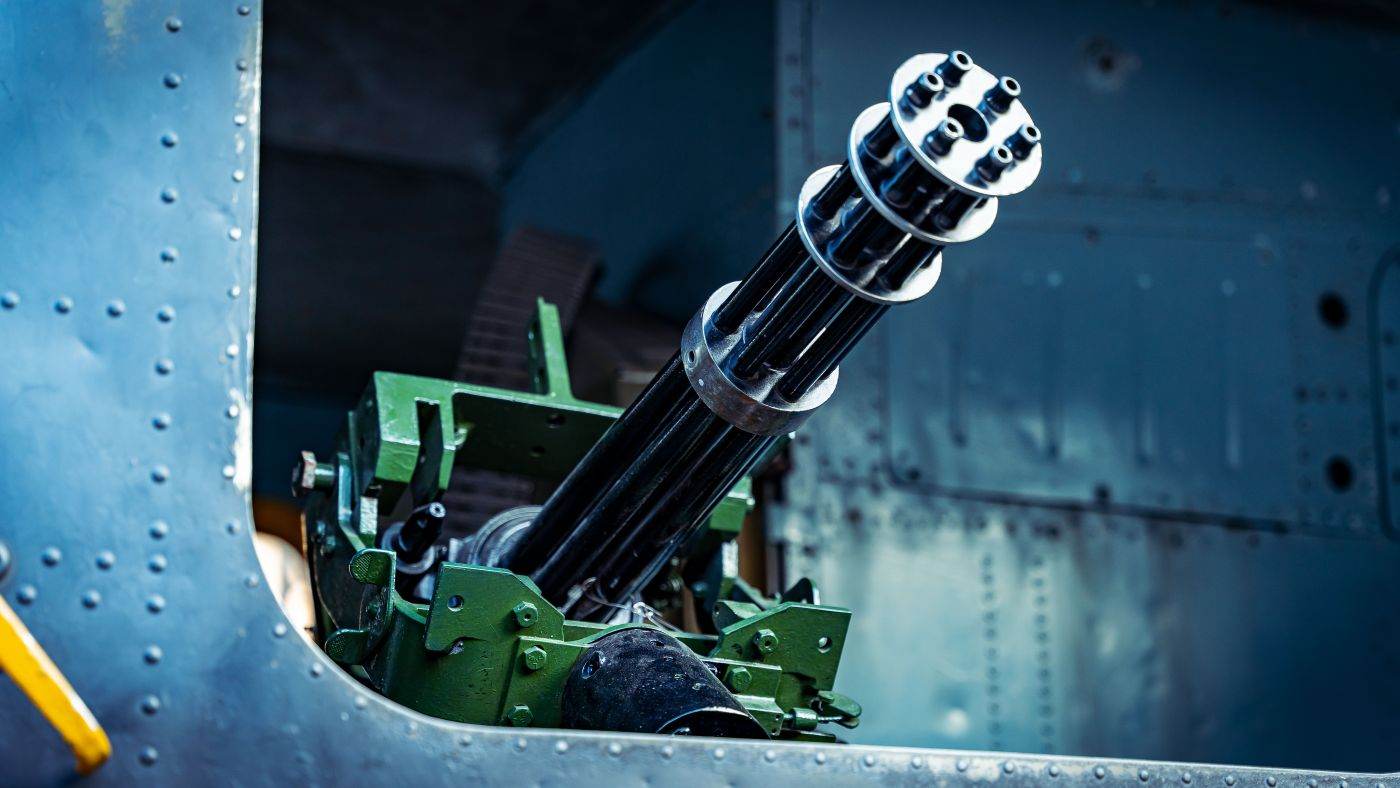 Marea Britanie reluază producția de armament de calibru mare după două decenii de pauză