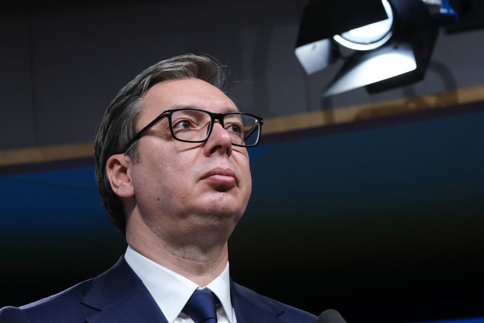 Aleksandar Vučić avertizează că ambasadele străine nu vor putea contesta rezultatul alegerilor din Serbia