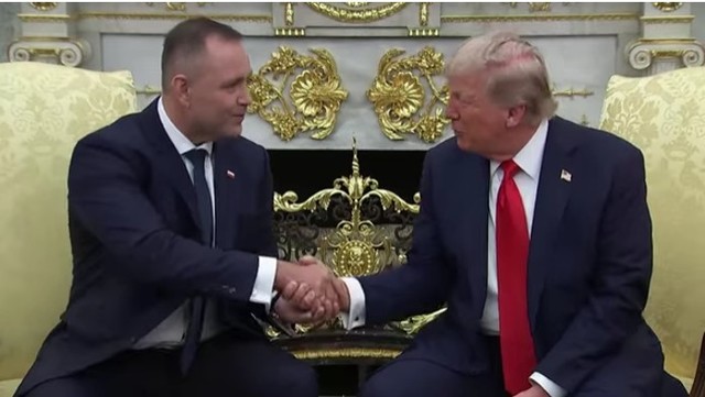 Donald Trump anunță progrese majore pentru înființarea unei baze militare americane în Polonia