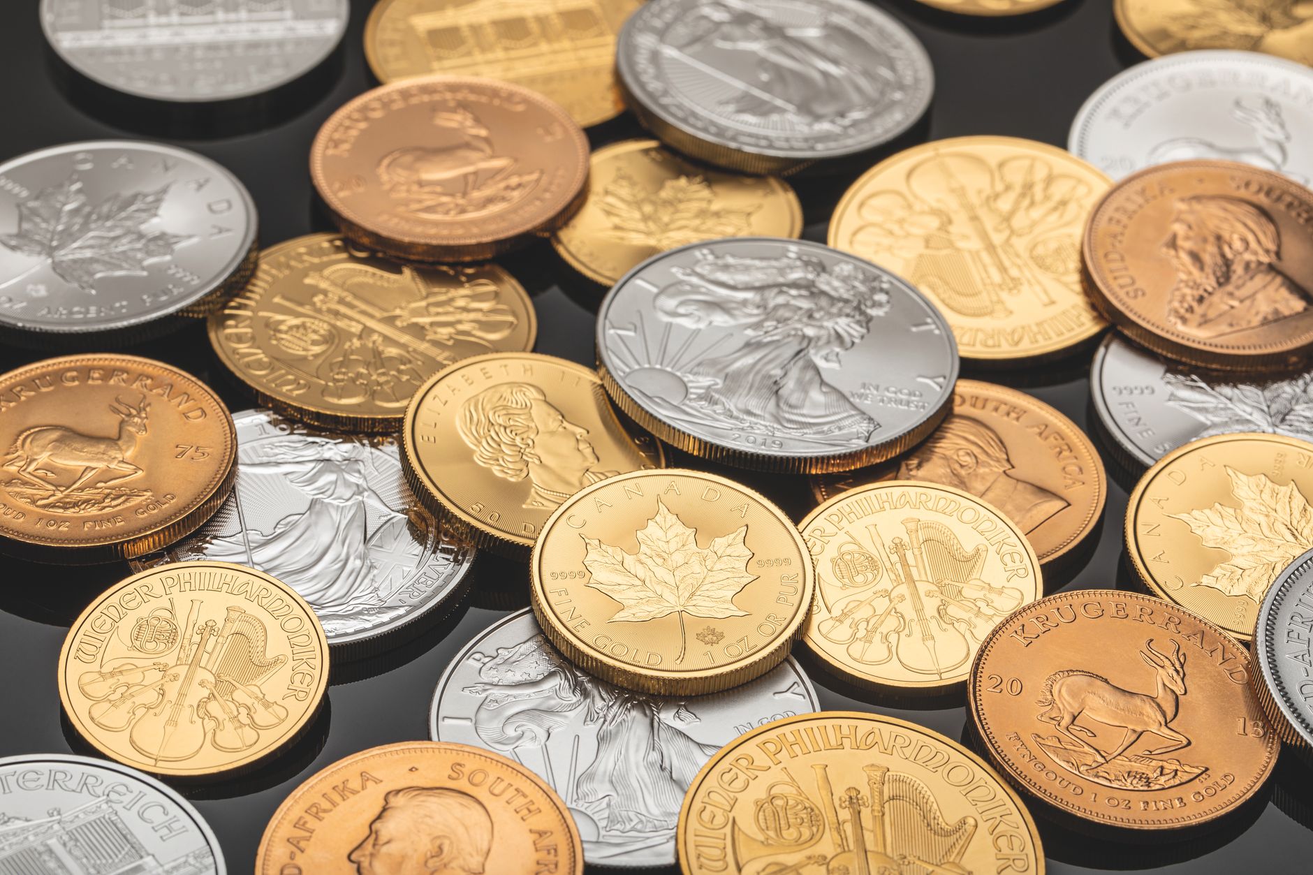 Xetra-Gold trece printr-o corecție majoră sub presiunea politicii Fed și a tensiunilor din Orientul Mijlociu