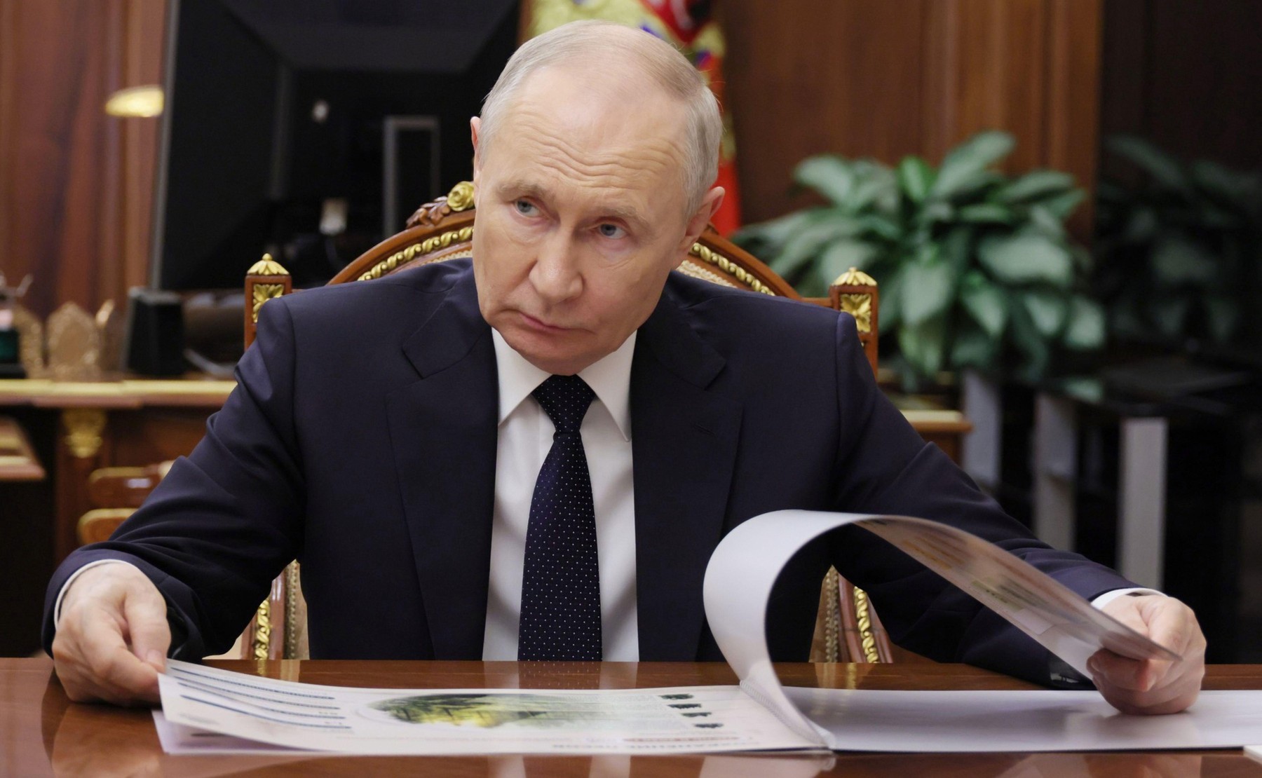 Tadjikistan analizează retragerea din statutul Curții Penale Internaționale după vizita lui Putin