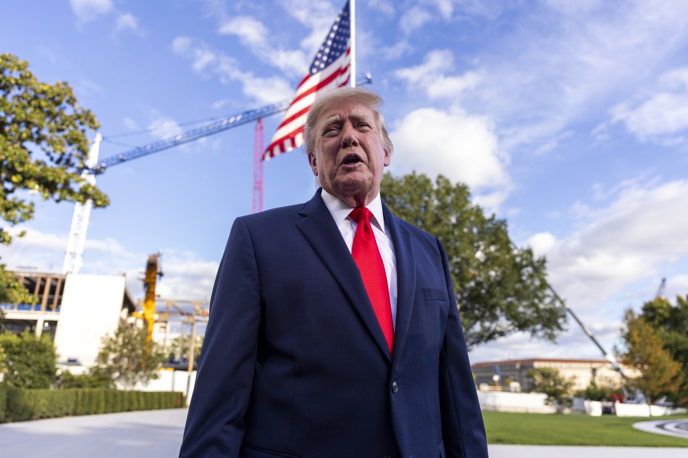 Donald Trump sugerează posibilitatea unei noi operațiuni militare împotriva Iranului