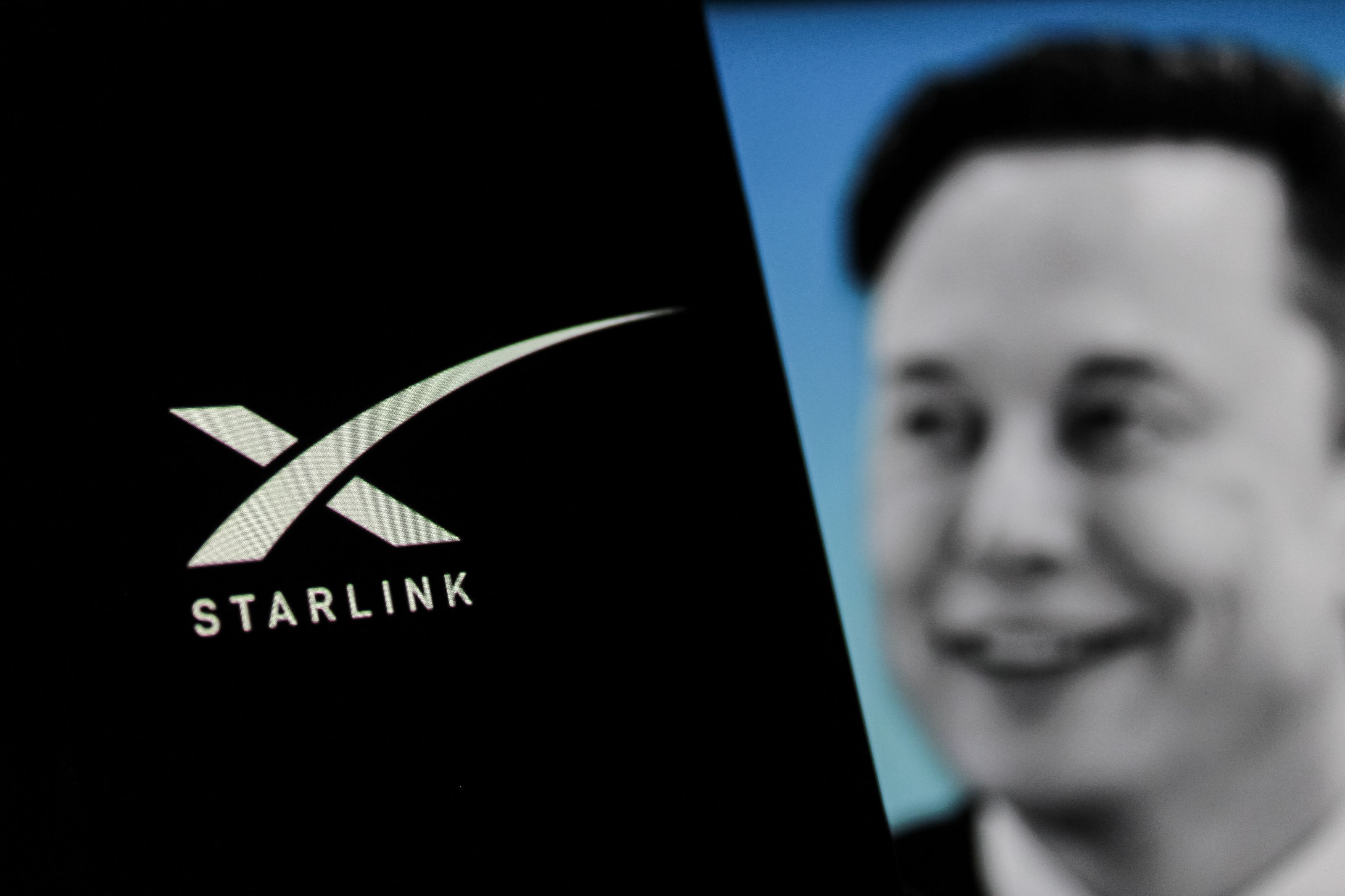 Influența SpaceX asupra politicii externe: Administrațiile Biden și Trump au solicitat modificări ale Starlink