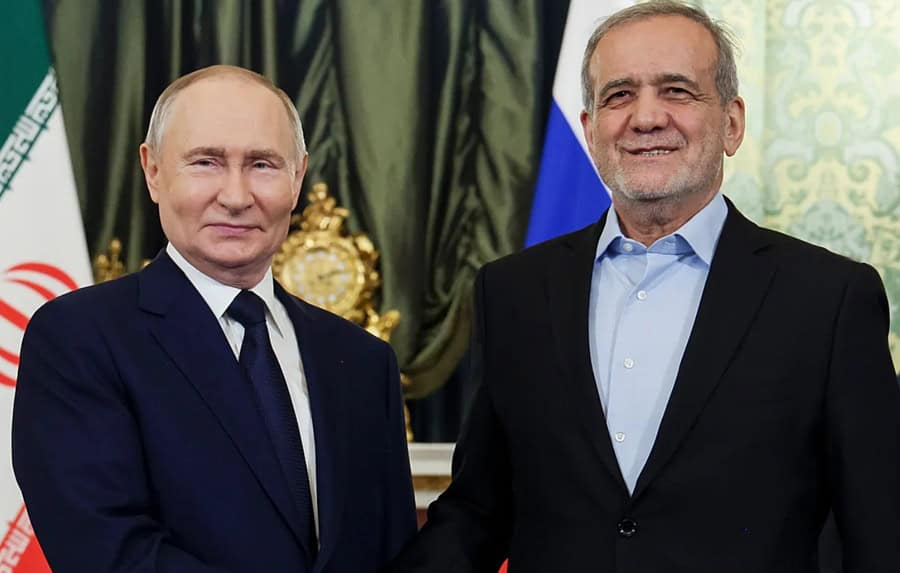 Consolidarea axei Teheran-Moscova: Masoud Pezeshkian se întâlnește cu Vladimir Putin la summitul exportatorilor de gaze