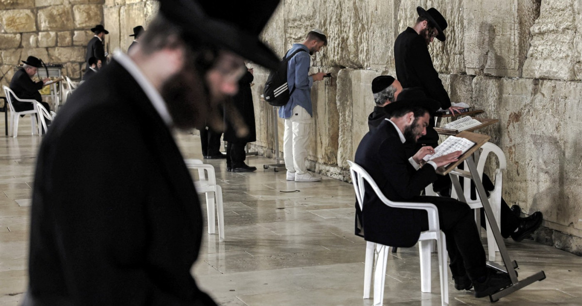 Criza recrutării militare în Israel: comunitatea ultraortodoxă poate decide viitorul politic al lui Netanyahu