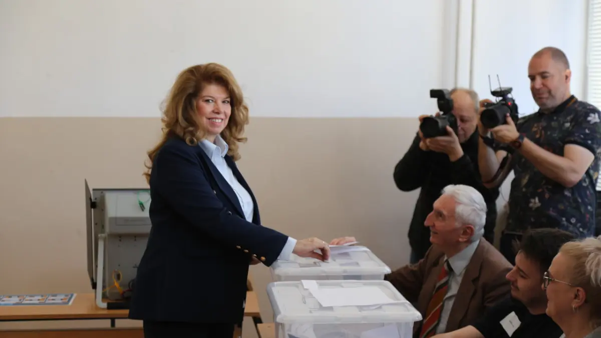 Alegeri prezidențiale în Bulgaria: Iliana Iotova și Andrei Ghiurov se confruntă pentru conducerea țării