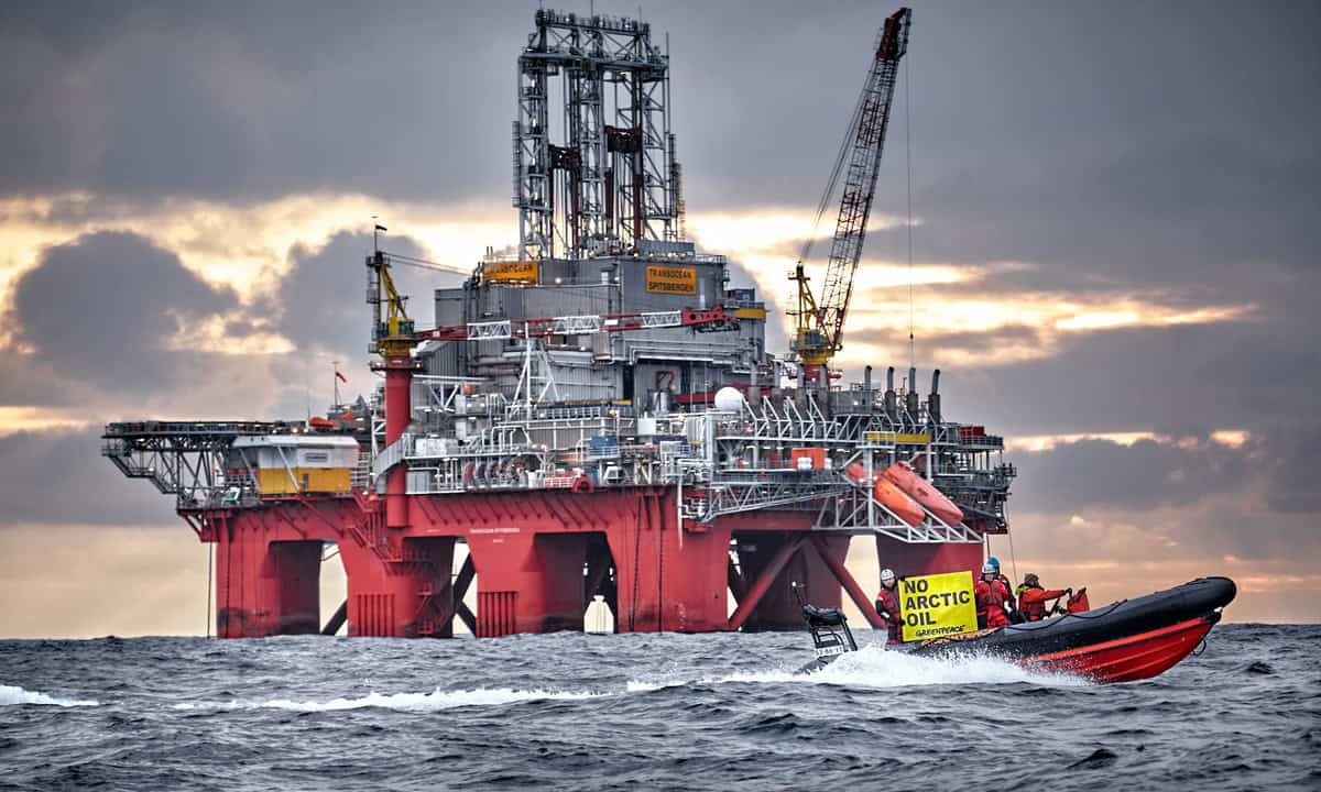 Strategia UE pentru Arctica: Blocul european refuză exploatarea resurselor de petrol și gaze