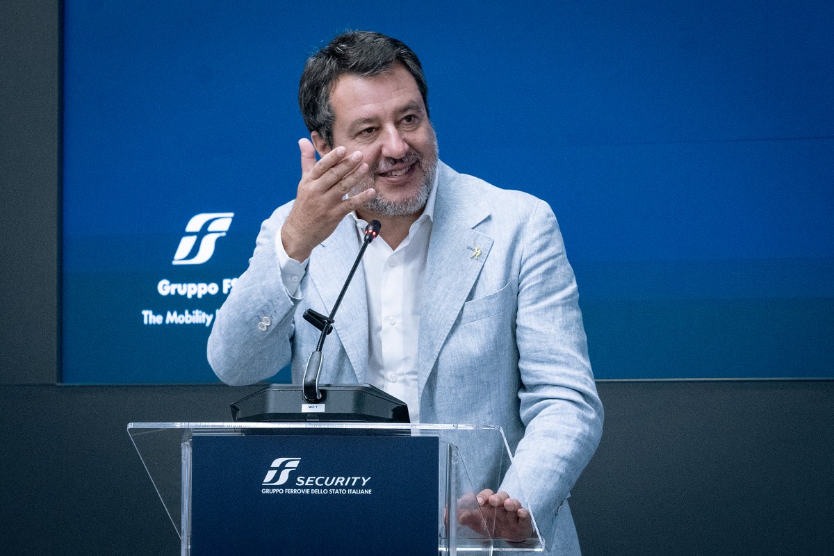 Matteo Salvini își consolidează poziția în Liga, promițând oprirea sprijinului financiar pentru Ucraina