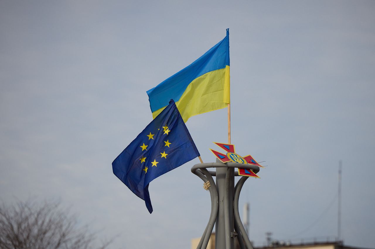 Comisia Europeană caută un acord politic pentru acoperirea deficitului financiar al Ucrainei