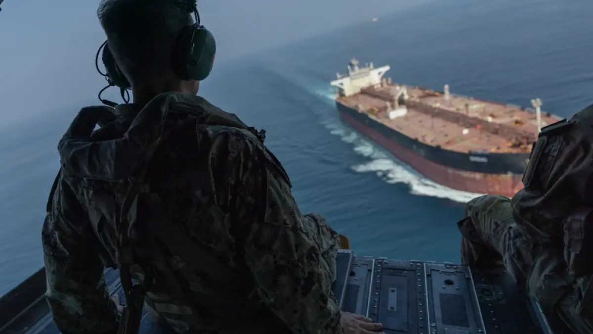 CENTCOM susține fluxul de petrol prin Strâmtoarea Ormuz, ocolind blocada impusă de Iran