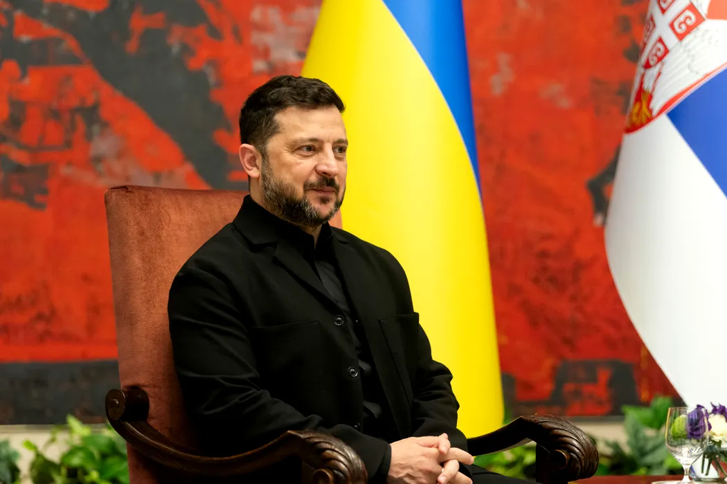 Schimbare de regim în Serbia: Reacții diplomatice la Kiev și Moscova după înfrângerea lui Aleksandar Vučić