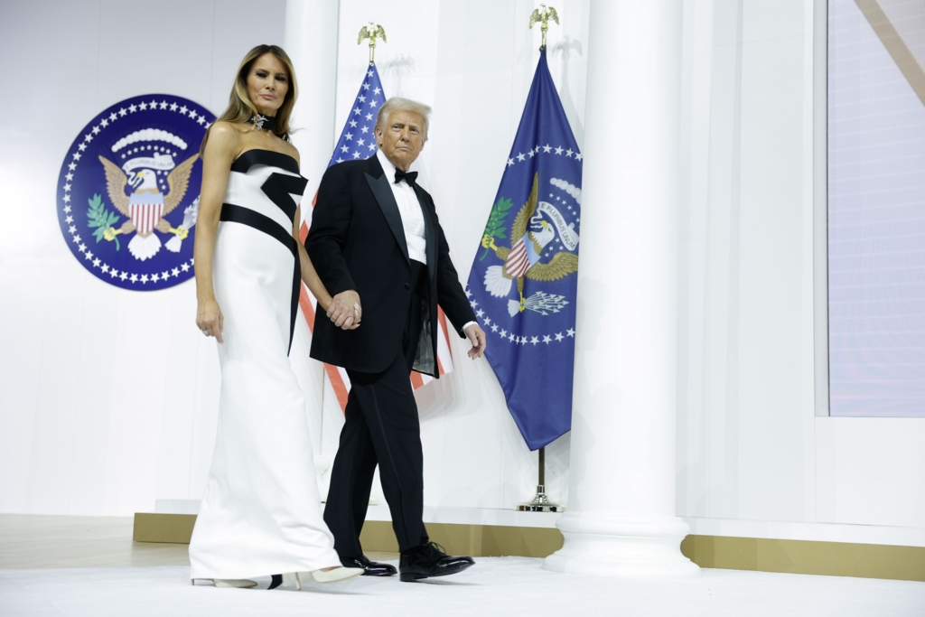 Armistițiu temporar în Oleșki pentru evacuarea civililor sub mediaziunea Melaniei Trump