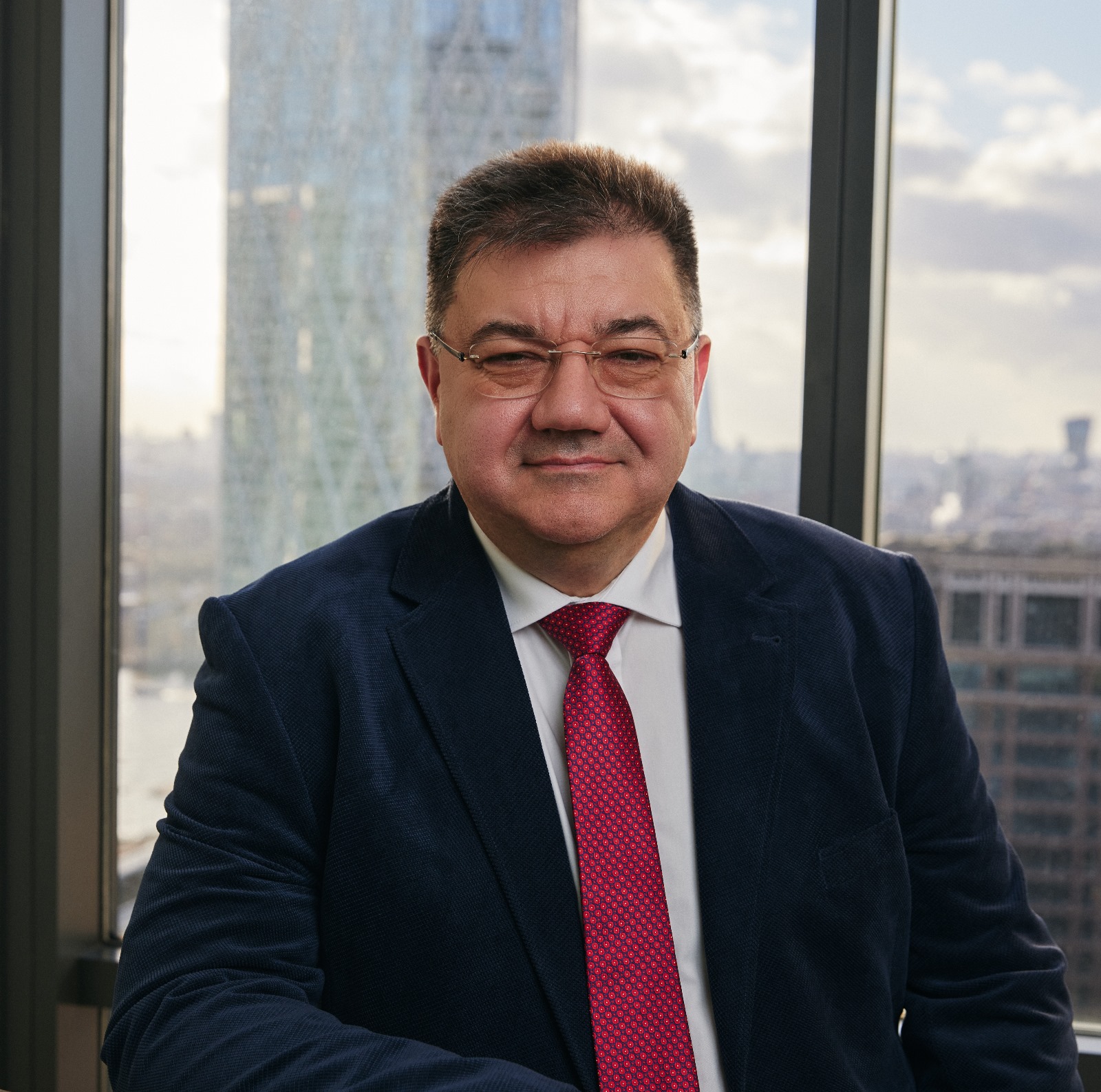 Evoluția prețului aurului: De ce metalul prețios nu mai răspunde la incertitudinea geopolitică