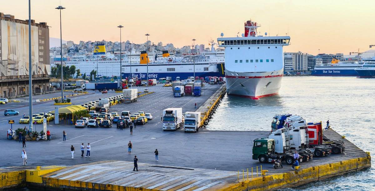 Bulgaria negociază achiziționarea unei participații în portul grecesc Kavala pentru accesul la Marea Egee