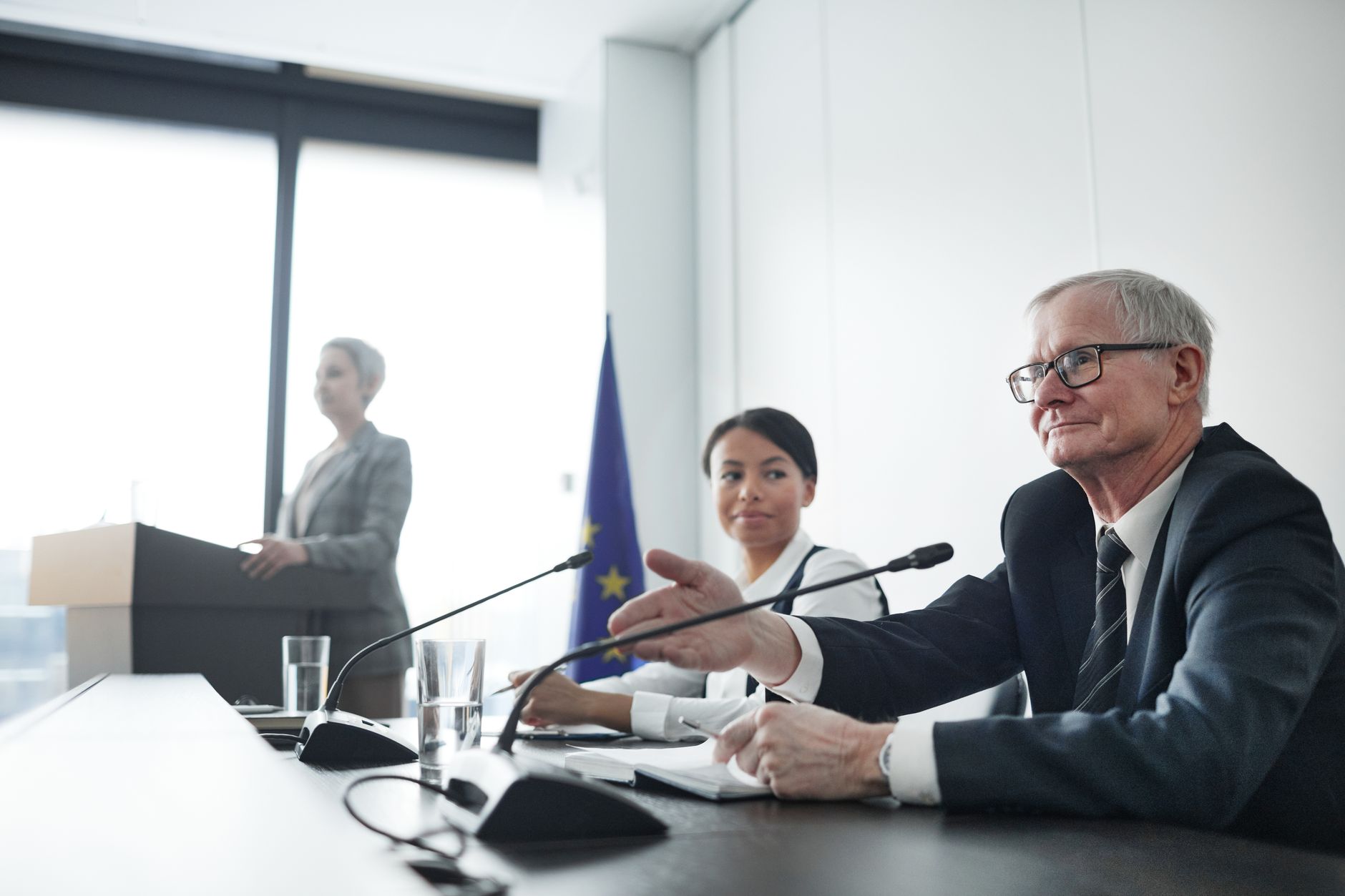 Bruxelles renunță la statutul de membru asociat pentru Canada în favoarea unei asocieri mai strânse