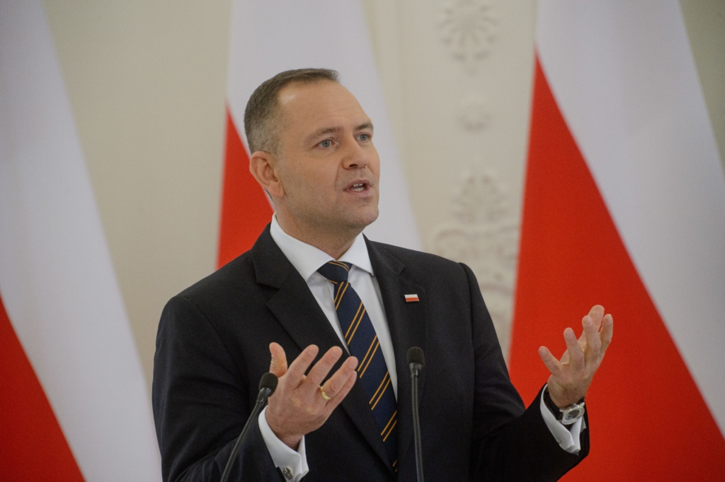Criza instituțională în Polonia: Președintele Karol Nawrocki s-a întors de la vizita în Africa