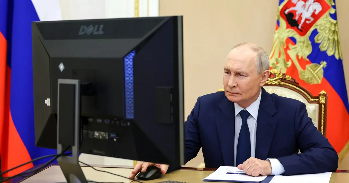 Alegeri legislative în Rusia: Vladimir Putin a votat online într-un proces electoral fără opoziție reală