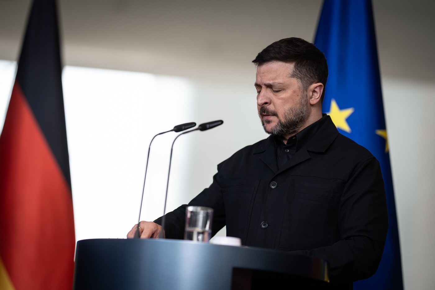 Deficit financiar masiv în Ucraina: Volodimir Zelenski solicită 27 de miliarde de dolari suplimentare