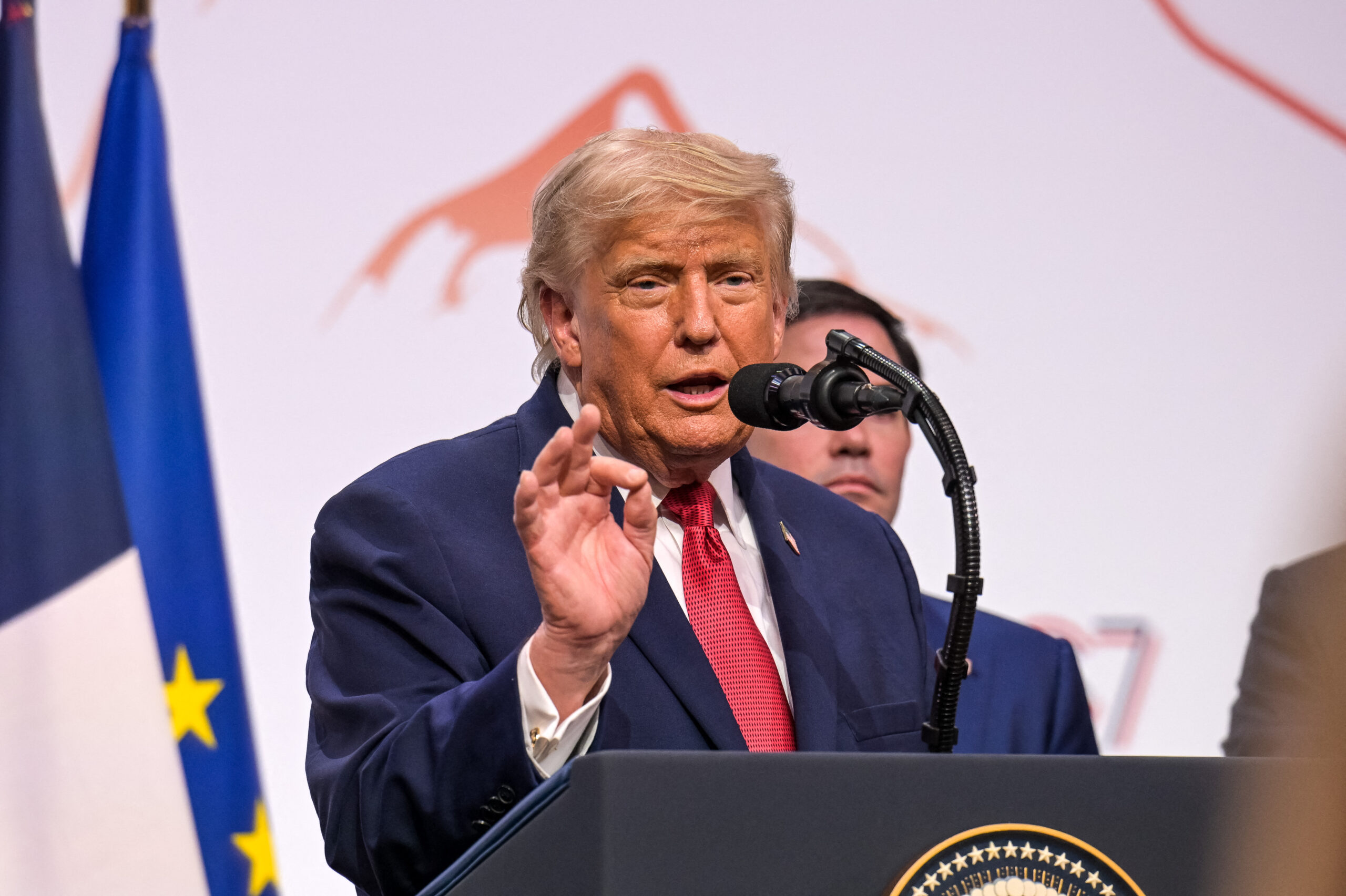 Impactul conflictului din Ucraina asupra industriei petroliere ruse: afirmații ale lui Trump