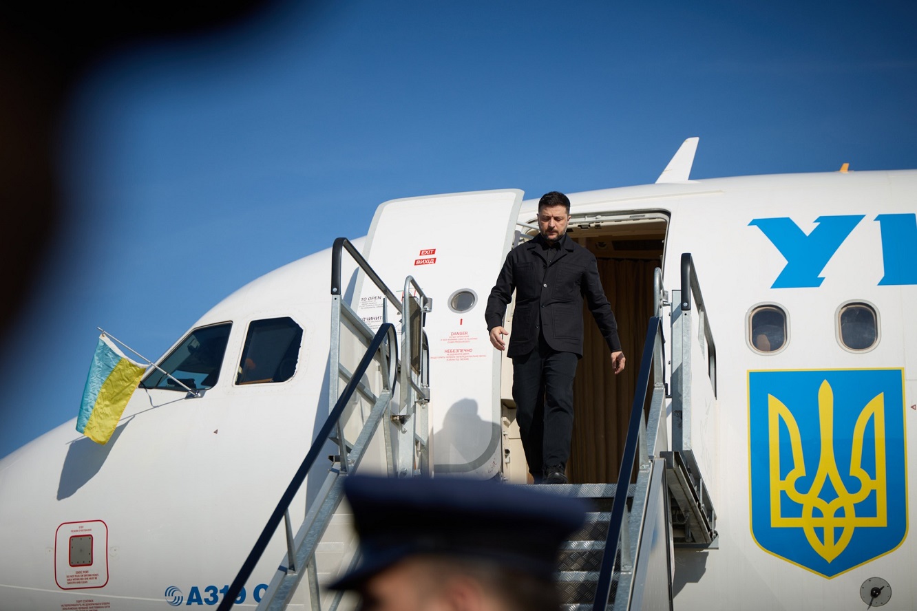 Zelenski pleacă spre New York de la Suceava pentru întâlnirea cu Donald Trump