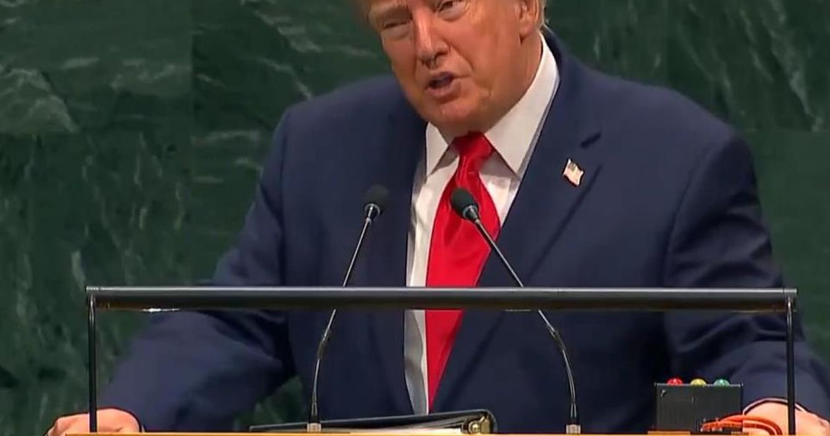 Donald Trump solicită statelor membre retragerea din Curtea Penală Internațională