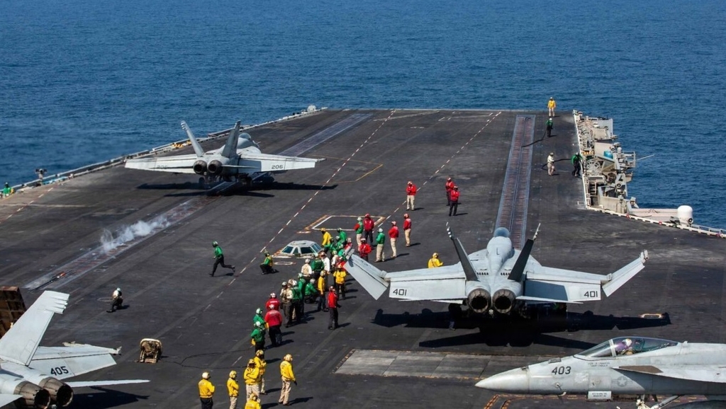 Tentative de suicid la bordul portavionului USS Abraham Lincoln în timpul misiunii din Orientul Mijlociu