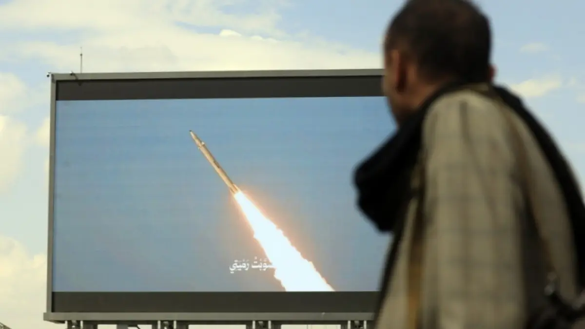 Escaladarea atacurilor Houthi asupra Arabiei Saudite: șase rachete balistice interceptate