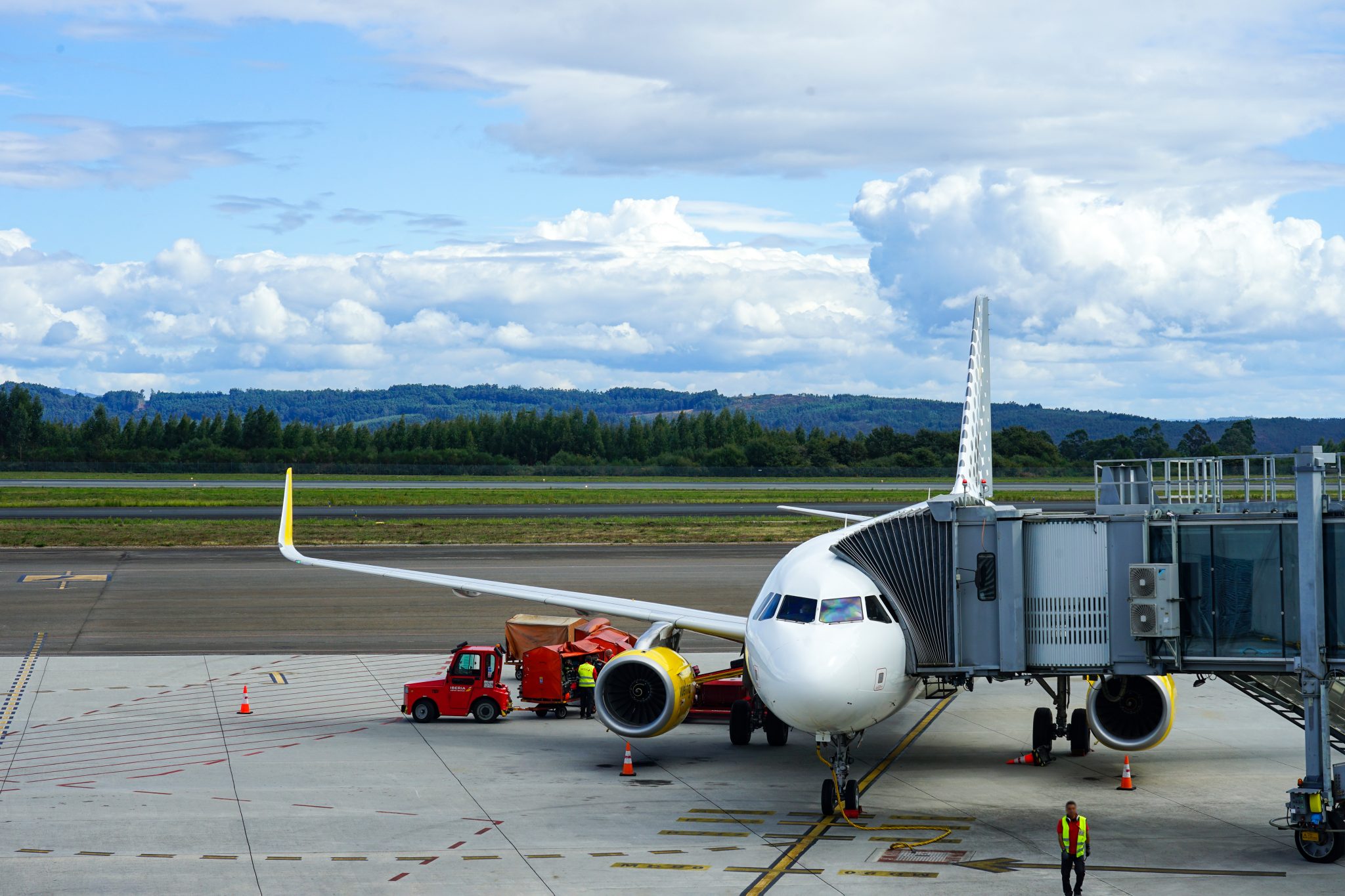 Interpretare juridică la nivel UE: Avioanele civile pot fi clasificate ca produse cu dublă utilizare