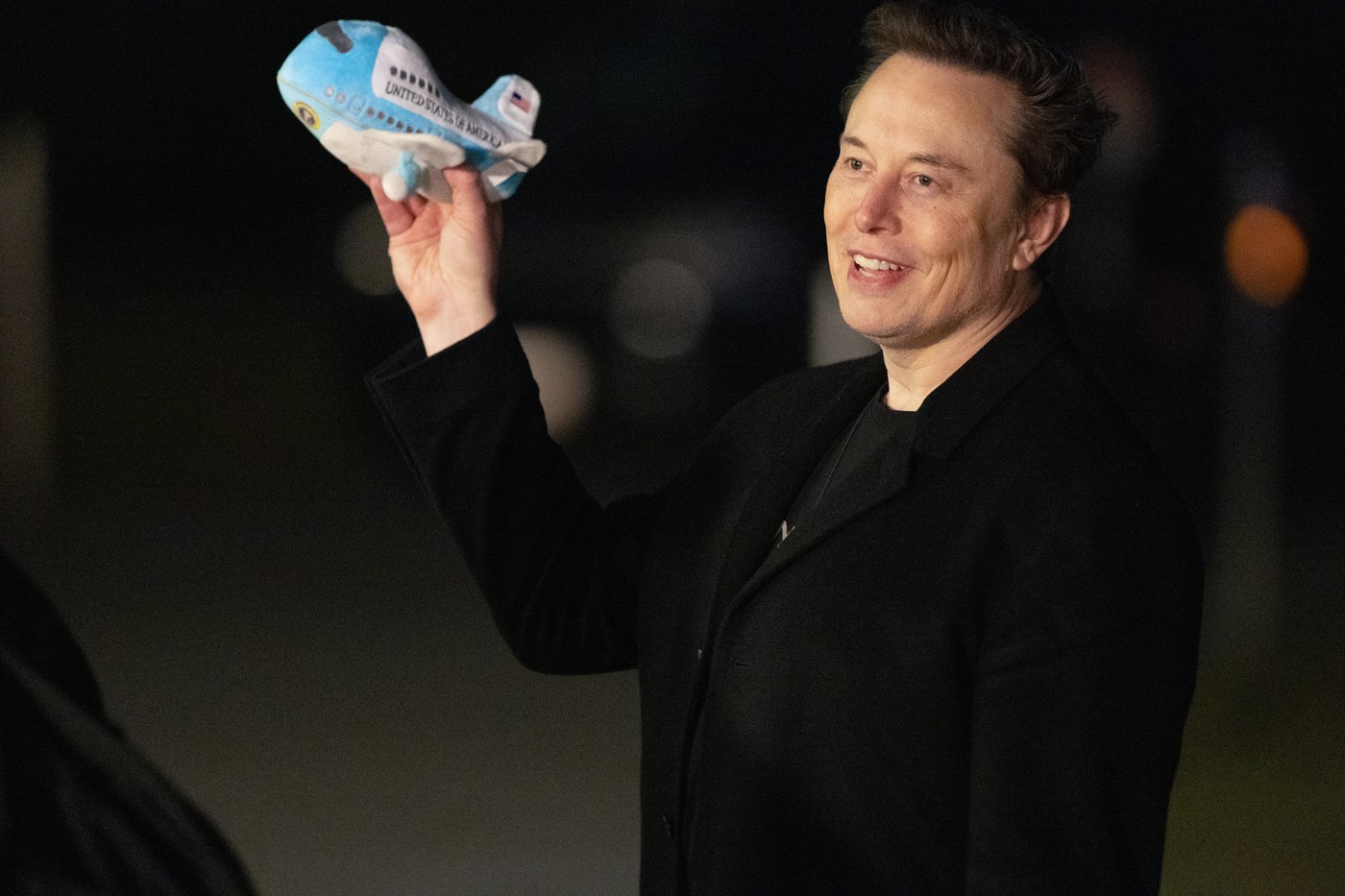 Solicitarea Finlandei către Elon Musk: Extinderea acoperirii Starlink pentru neutralizarea rachetelor rusești