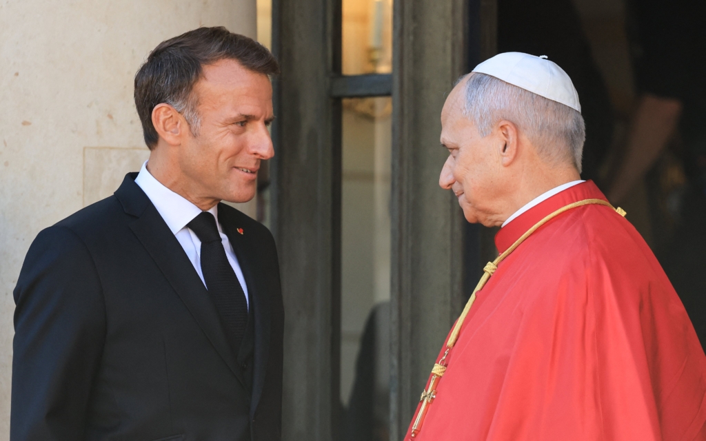 Vizita Papei Leon al XIV-lea în Franța: Agenda geopolitică și socială la Palatul Élysée