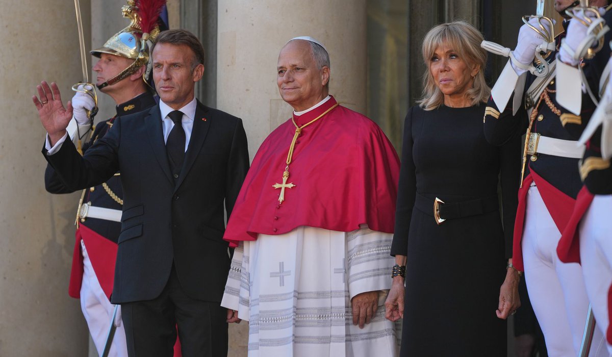 Avertismentul lui Papa Leon al XIV-lea la Paris: Apel pentru dezarmare nucleară și controlul tehnologiei