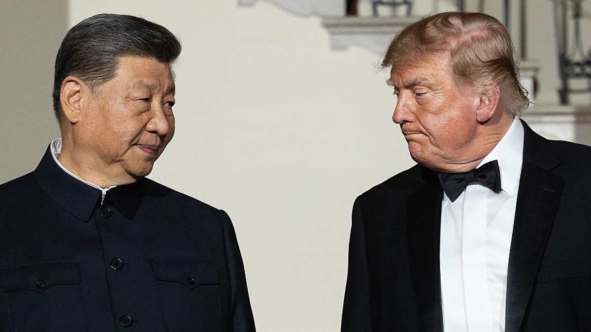 Summitul Trump-Xi: Tensiuni pe tema inteligenței artificiale și avertismentul „capcanei lui Tucidide”