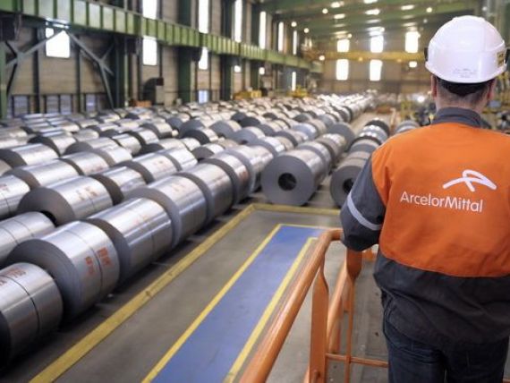 ArcelorMittal oprește activitatea la cel mai mare combinat siderurgic din Ucraina după atacuri cu rachete