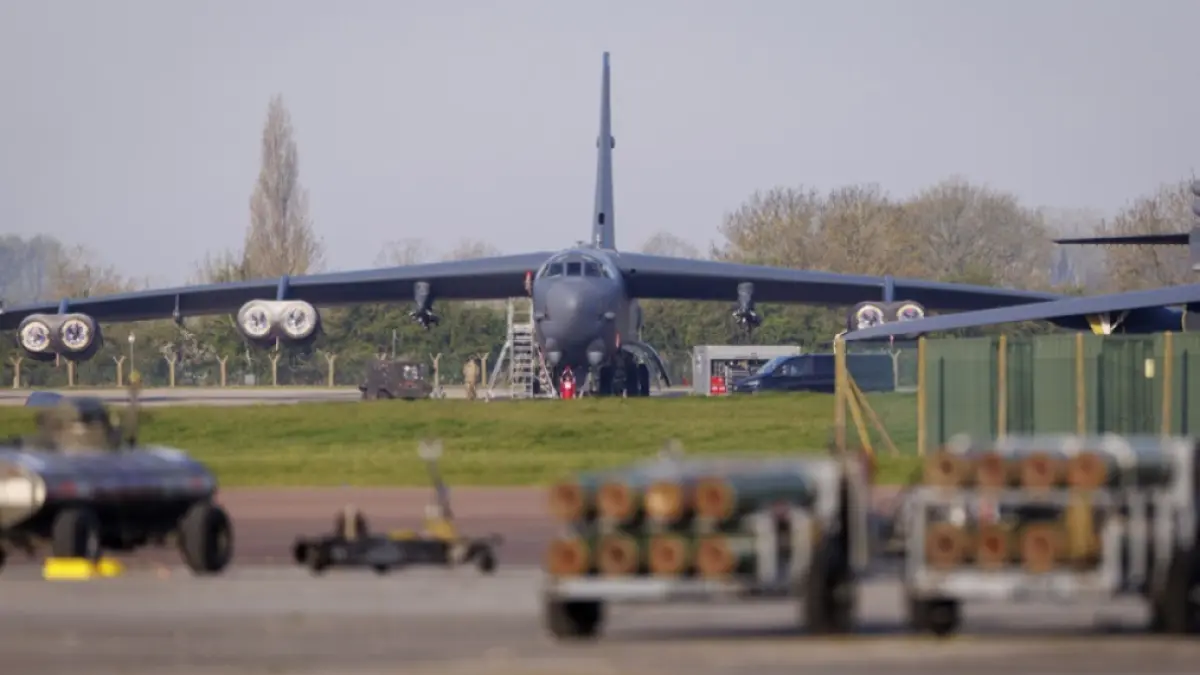 Arestări în Marea Britanie pentru un complot terorist vizând baza aeriană americană Fairford